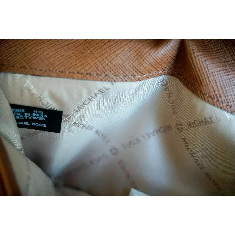 S Michael Kors Jet Set Travel Signature Phone Wallet Wristlet Brown 35F8GTVW9B - Picture 6 of 9